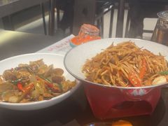 -川流不息·地道川菜·小龙虾(松东路店)