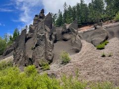 -峡谷浮石林景区