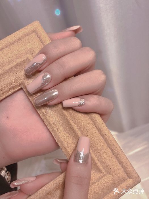 Adore nail日式美甲美睫图片