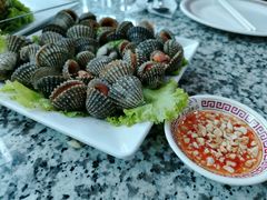 -光海鲜鱼翅餐厅(叻差拉披色路店)
