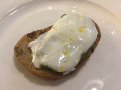 牛油果烤面包配酸奶-1861意大利餐厅(文化广场店)