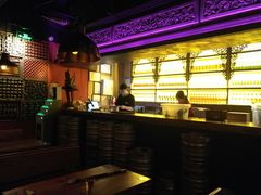 -Helens海伦司小酒馆(上海疁城新天地店)