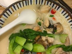 -鲜越鲜鱼粉(财富购物中心店)