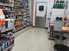 -711便利店(南海玫瑰园7084店)