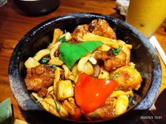 金不换三杯鸡-默加东南亚美食(大宁音乐广场店)
