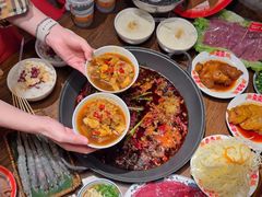 -萍姐火锅·公路夜市(武汉首店)