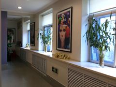 -维纳斯化妆摄影学校