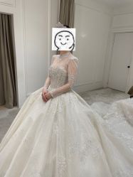 点击看大图 -Renee芮亦婚纱