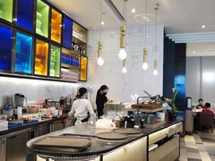 -港丽餐厅(高德置地店)