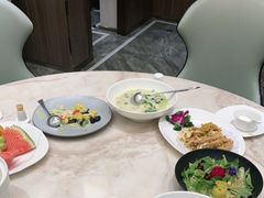 -南京悦客假日酒店