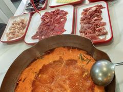 -毛辣果·贵州红酸汤牛肉火锅(西单店)
