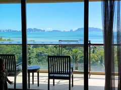 -三亚湾海居铂尔曼度假酒店