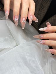 -Fanni美甲美睫皮肤管理