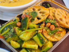 凉拌三鲜-水牛奶皇后糖水铺(深圳总店)