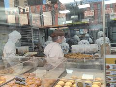 -鲍师傅糕点(大沽南路店)
