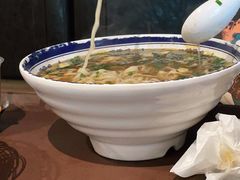 -陕味食族油泼面(工商大学店)