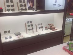 -沫芮眼镜·蔡司·依视路·尼康明月(环创店)