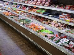 -华冠折扣超市(长阳店)