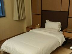 -全季酒店(上海徐家汇肇嘉浜路店)