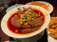 牛匠冒鸭血-全牛匠·乐山跷脚牛肉(西单华威约饭街店)