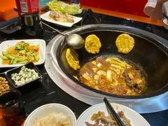 -六州府地锅鸡·农家菜·龙虾(未来科技城店)