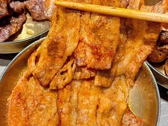 -草家酱蟹炭火烤肉店(珲春南路一店)