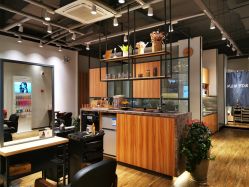 -Mentor Hair Salon