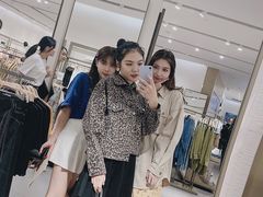 -肥肥虾庄·金牌油焖大虾(杨园滨江时代walk店)