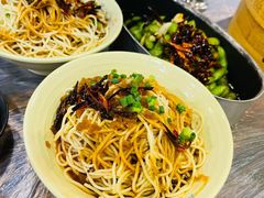 经典爆款凉面-靓靓蒸虾·头牌蒸虾(雪松路总店)