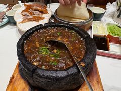 -梅利汴京烤鸭•开封豫菜地标店(东大街店)