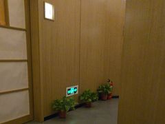 -耳湾躺式采耳SPA馆(保利五月花店)