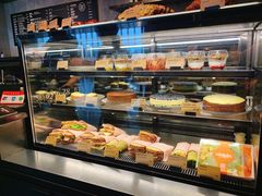 面包甜点陈列柜-Wagas沃歌斯(虹桥机场T1店)