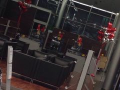 -天津波士信达奔驰4S店(卫津南路店)