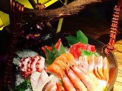 -萤初高端日料王(曲江银泰店)
