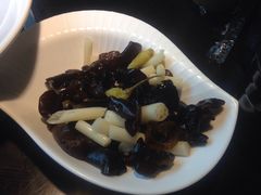 黑木耳遇上白藕带-川里谈·川味小馆(北京路店)