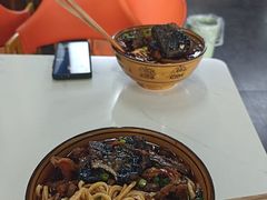 -小卫香辣面馆(老二中老大门店)