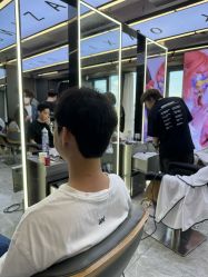 -藤野造型烫发染发