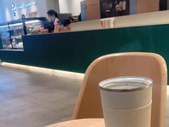-星巴克臻选(上海淮海百盛购物中心店)