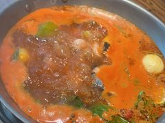 -野山舂·贵州现舂酸汤火锅(鸿通城店)