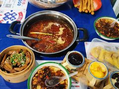 -马路边边串串香(苗栗路店)