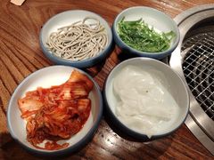 -明洞阿姨·韩式酱蟹烤肉·创意料理(三元桥店)