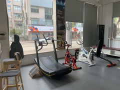 -APT运动康复中心(徐汇万科店)
