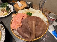 -牛YO寿喜烧·铁板烧和牛火锅自助(市府恒隆店)