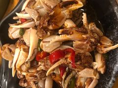 -老东镇啤酒屋海鲜加工·蒸汽海鲜·海鲜烧烤(台东店)