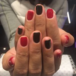 -手牵手美甲