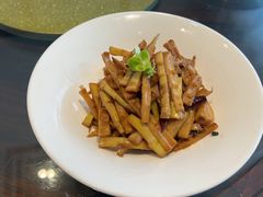 -鹰龙海畔度假酒店(咸祥店)