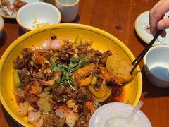 -休记光头香辣蟹干锅(绵竹店)