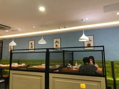 面包甜点陈列柜-龙梅肥肠鱼(明瓦廊店)