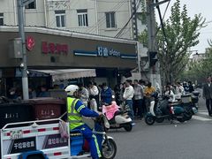-晶牌烤鸭(延吉东路557弄小区店)