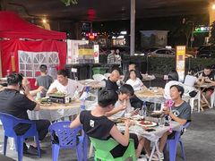 -老街烧烤大排档·地道湖北菜·龙虾馆(汉口火车站店)